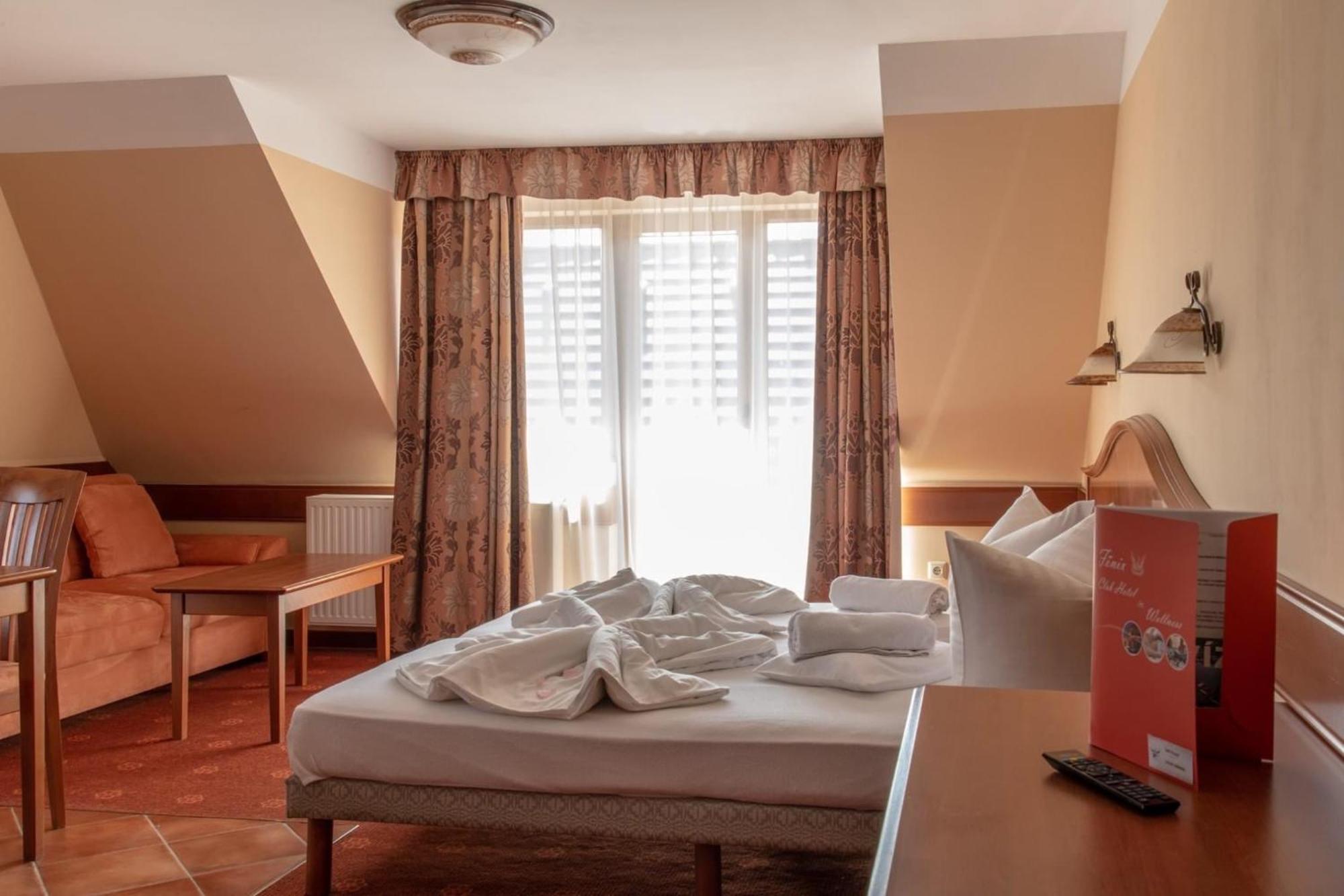 Fonix Wellness *** 1 A Epuelet Heviz Exterior foto